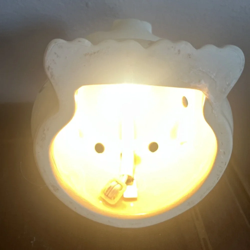 The Unbranded Brand lamp this design